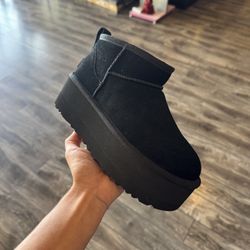 Uggs Women Ultra Mini Classic Platform