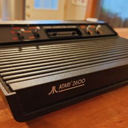 Original Atari 2600 + 2 Joysticks, 2 Paddles, Coaxial Cabling & Adapters