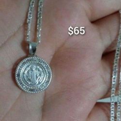 925 Sterling Silver Chain With The Pendant/Cadena Con Dije De Plata 925