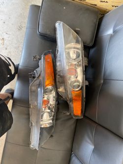 Acura 07 tsx head lights OEM