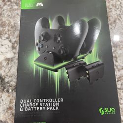 XBOX  DUAL CONTROLLER CHARGE STATION