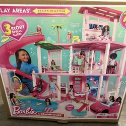 Brand New Barbie Dream House Not Open 