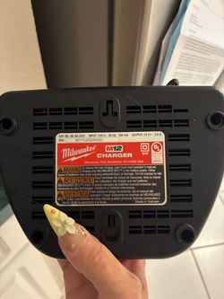 Milwaukee M12 charger
