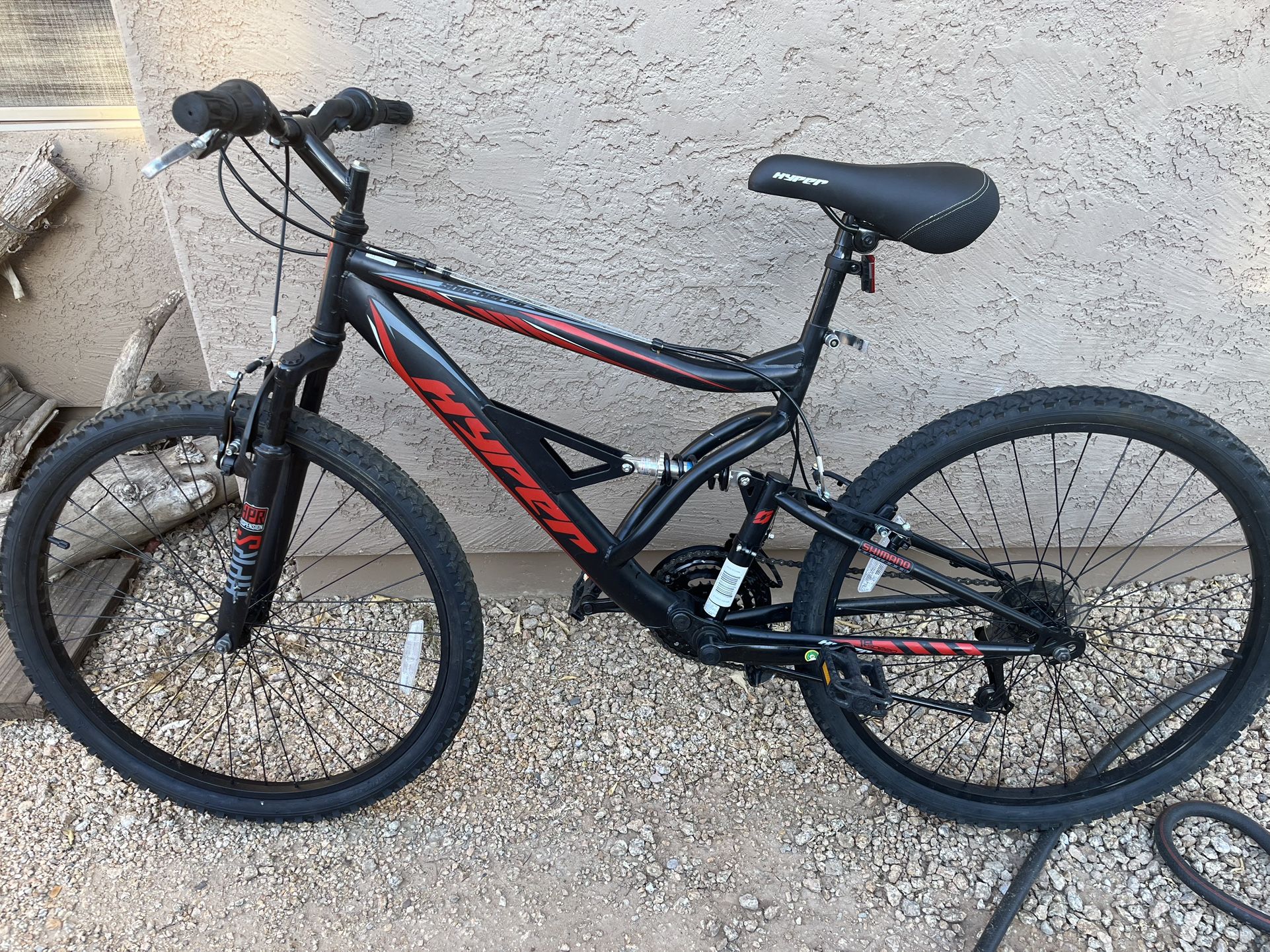 Hyper Shocker Mountain Bike 26”
