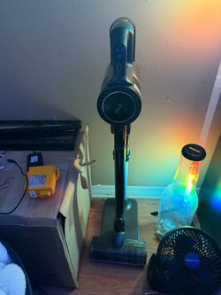 LG cordzero vacuum matte black