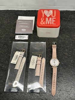 Fossil Carlie Woman’s Watch and 2 New Bands