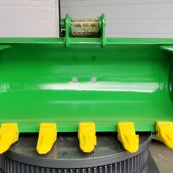 Mini Excavator Caterpillar 302 GP Bucket 36 inches Width o Similar Machine