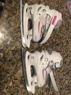 Kids adjustable skates