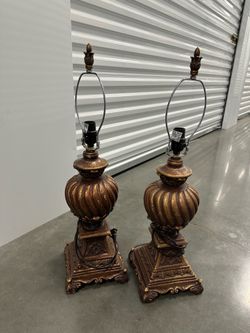 Lamp bases (2)