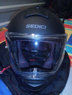 Sedici Motorcycle helmet size Medium Brand New