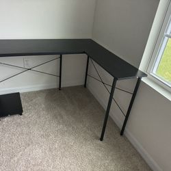 L Shaped Desk 