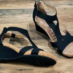 Adrienne Vittadinni Black Suade Wedges size Woman's 7 true to size 