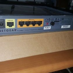 Netgear WiFi Gigabit Gaming Router