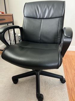 Desk chair