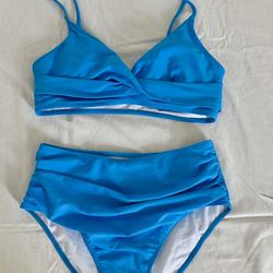 2 Pieces Biquini Woman Swimsuit Size  M Color Blue New