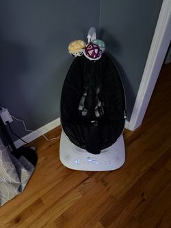 4moms MamaRoo Multi-Motion Baby Swing - Black