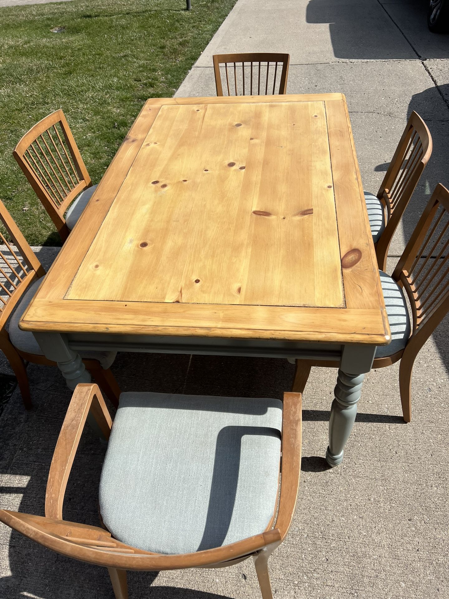 Solid Wood 6 Person Table