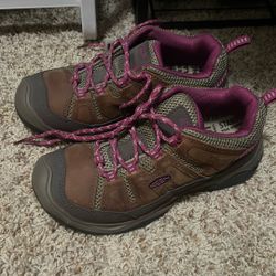 Keen Outdoor Shoes For Women Or Men