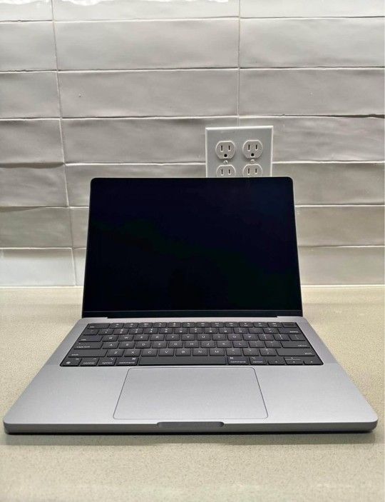 Apple MacBook Pro 14“ (19 Core M2 Pro, 16GB RAM, 1TB SSD)Space Gray Laptop