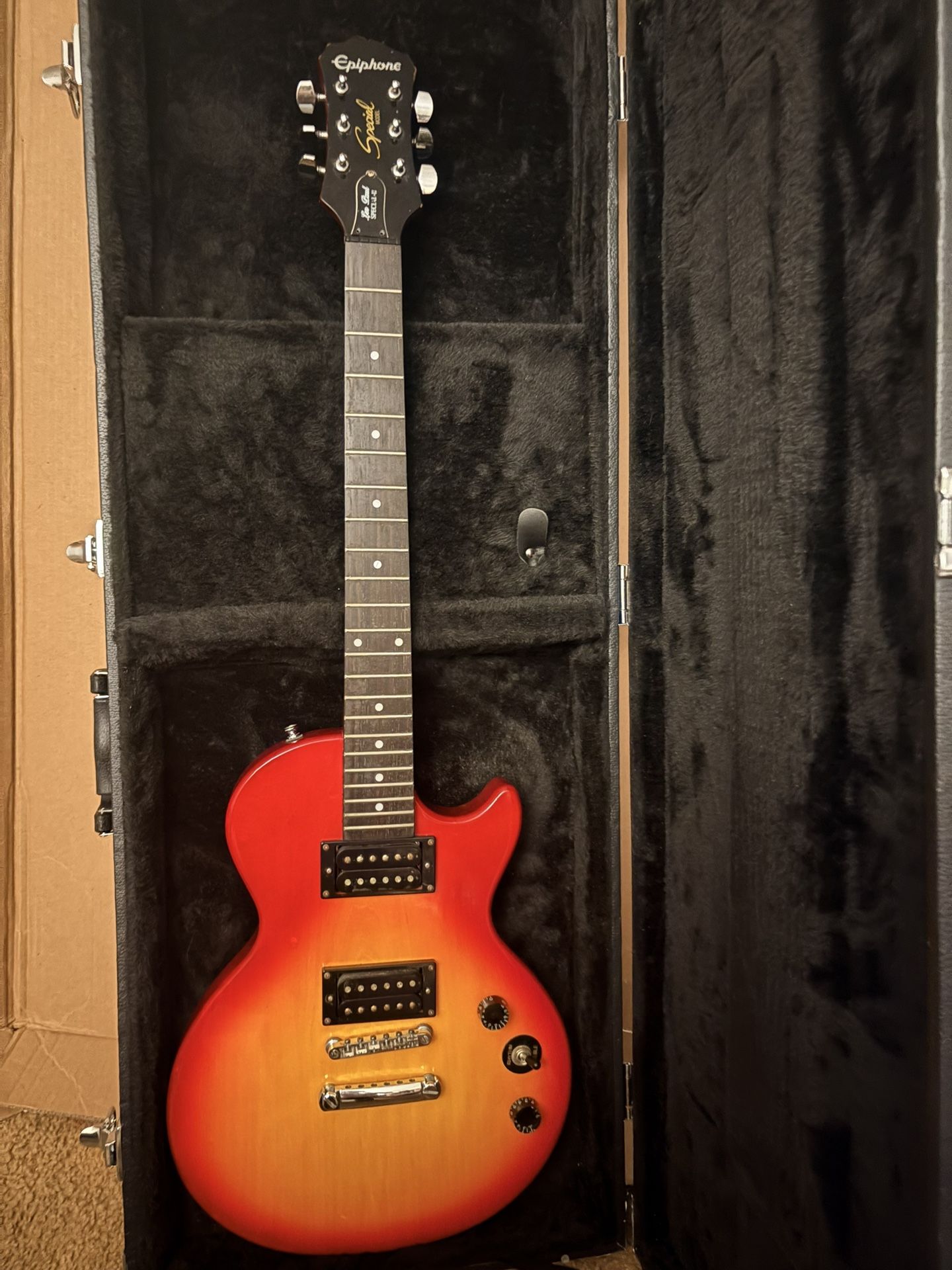 Epiphone Les Paul Guitar