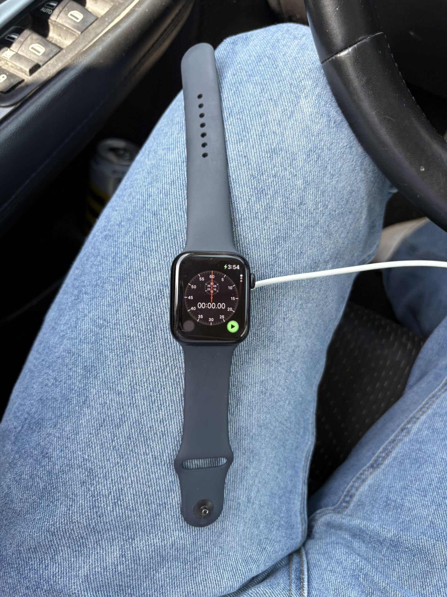Apple Watch SE (GPS) (2nd Generation)