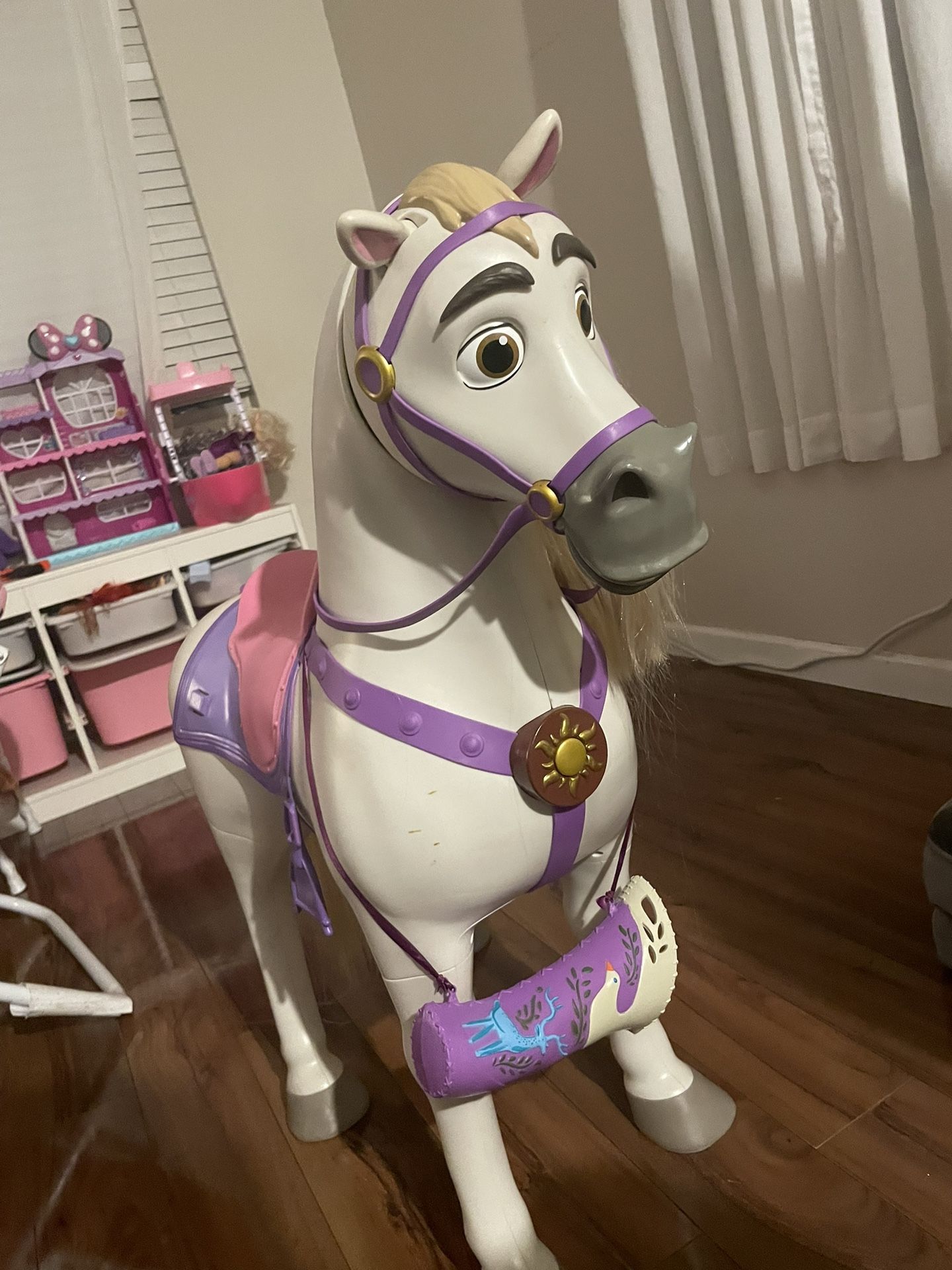 Disney Play date 32” Rapunzel Life Size Toy Horse