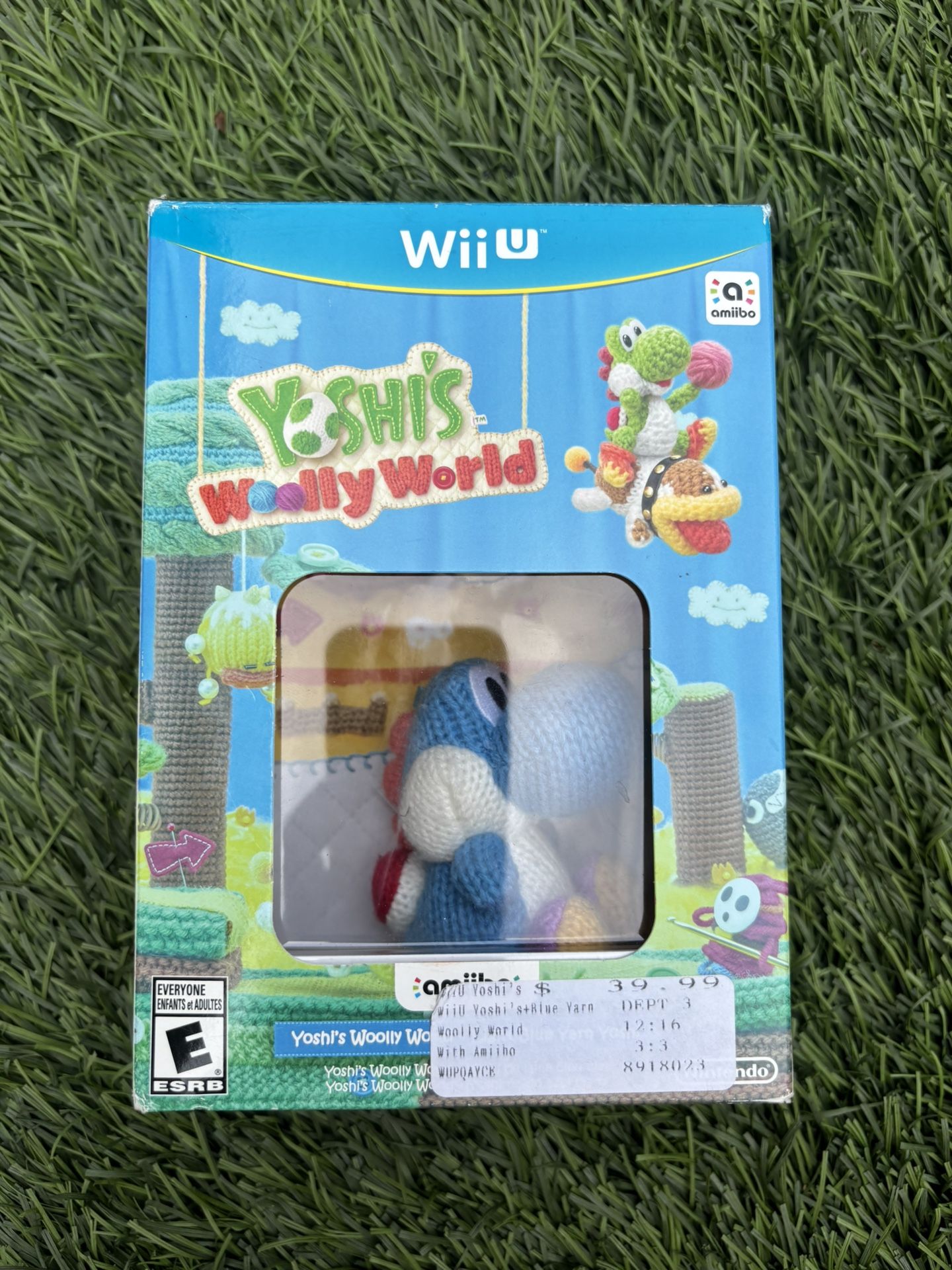 Yoshi's Woolly World + Light Blue Yarn Yoshi Amiibo