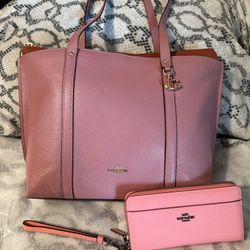 🌸 Coach Chelsea Tote + Wristlet Set in Rose Pink🌺