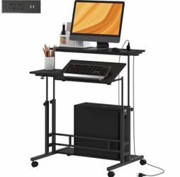 HOMCOM Adjustable Standing Desk with Power Outlets