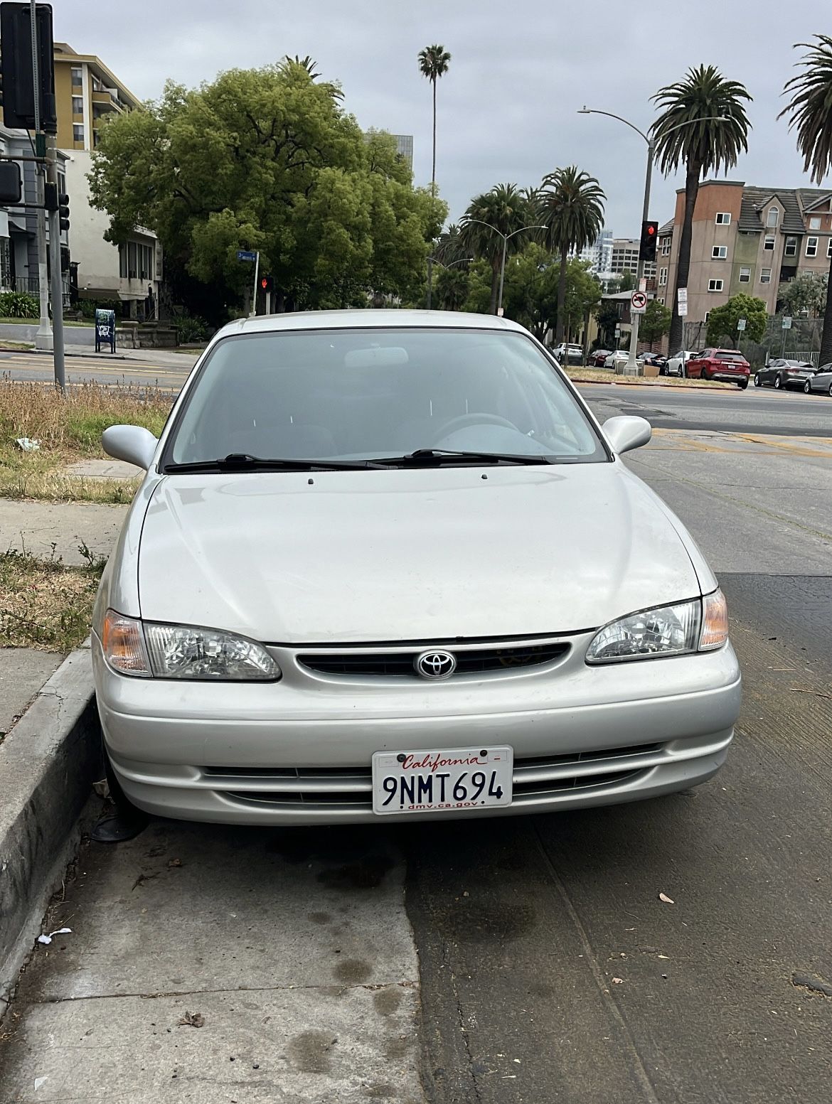 2000 Toyota Corolla