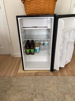 RCA  mini fridge