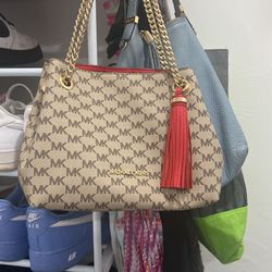Michael kors purse $35