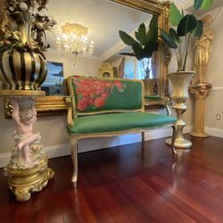 Very gorgeous Antique sofa 🛋 only