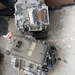 TOYOTA PRIUS 4th GEN TRANSMISSION AND INVERTER OEM WORKS GREAT NO ISSUES 