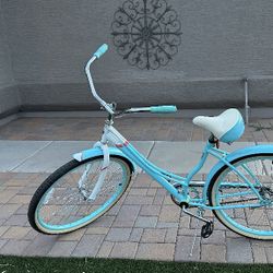 Schwinn Bike, Cruiser, Excellent Condition 26 Inch