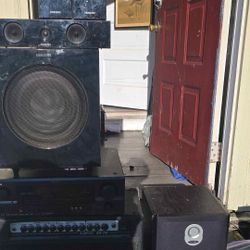 AUDIO EQUIPMENT SPEAKER GUITAR AMP