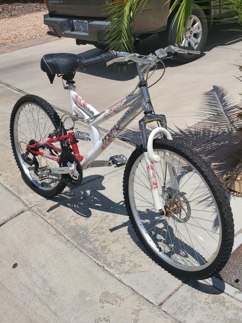 MONGOOSE WOODLAND 21SPEED DUAL SUSPENSION ALUMINUM MOUNTAIN BIKE- 26INCH- SHIMANO EQUIPPED