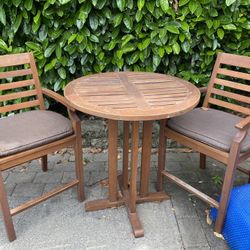 Smith Hawken Brooks Island Bistro Table Chairs for Sale in