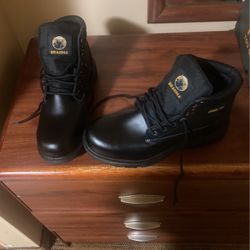 Brand New Never Worn Size 12  All Black Steel Toe Brahma Work Boots