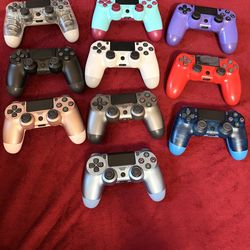 PS4 controllers