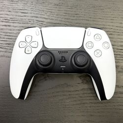 Ps5 original white control semi new
