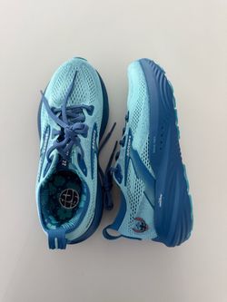 Brooks Men’s Low Top Lace-Up Athletic Sneakers Blue RunDisney Glycerin 22 Stitch  US 8.5