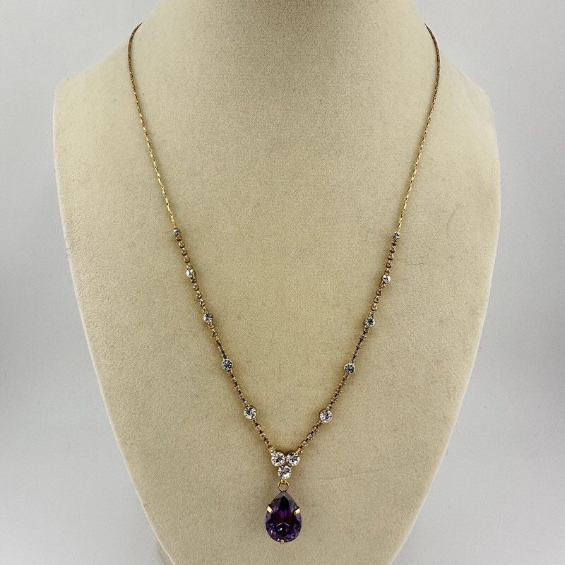 19” Gold Tone Venetian Chain Cup Chain Rhinestone Purple Teardrop Necklace