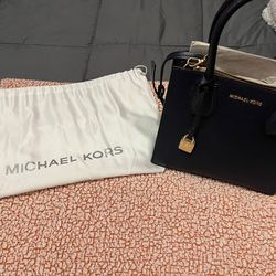 Michael Kors Leather Crossbody Bag