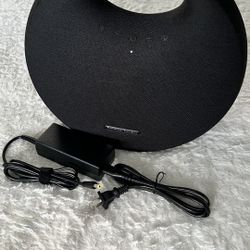 Onyx Portable Bluetooth Speaker 