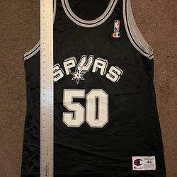 Vintage Spurs Champion Jersey Sz L