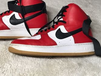 Nike Air Force 1.      Size 10.5