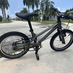 Model: Specialized 2023 Jett 16 Single Speed