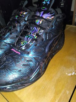 Lamelo Ball size9.5