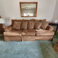 Beutiful Confy Sofa And Loveseat